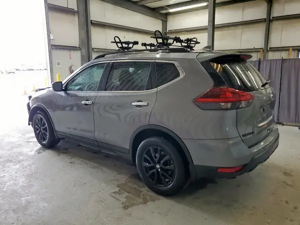 5N1AT2MT6JC727294 2018 NISSAN ROGUE - Image 2