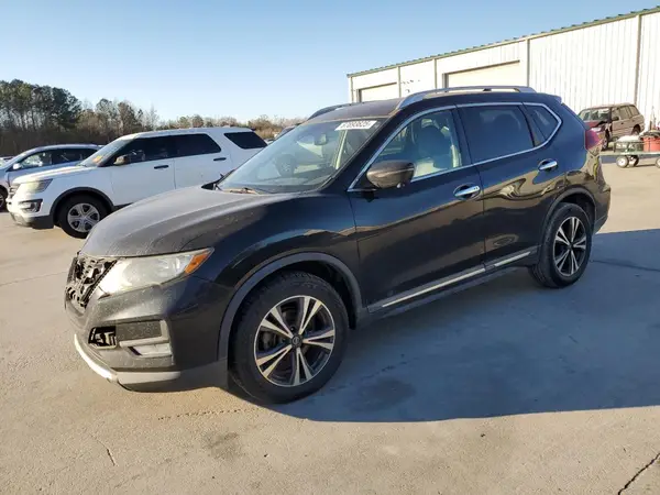 5N1AT2MT6JC733970 2018 NISSAN ROGUE - Image 1