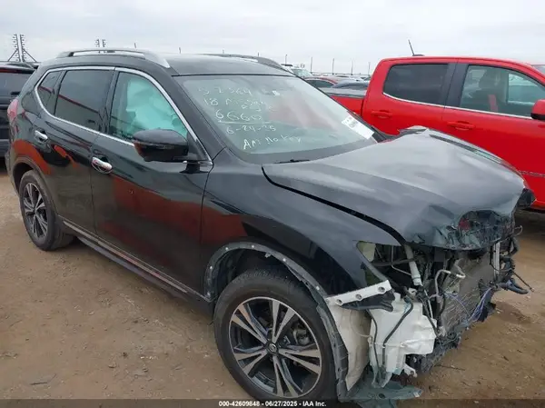 5N1AT2MT6JC736660 2018 NISSAN ROGUE - Image 1