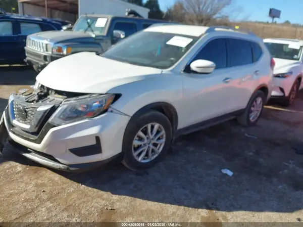 5N1AT2MT6JC755421 2018 NISSAN ROGUE - Image 2