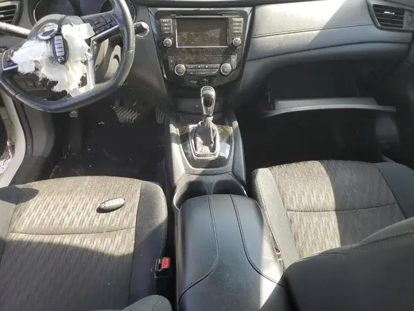 5N1AT2MT6JC766371 2018 NISSAN ROGUE - Image 8