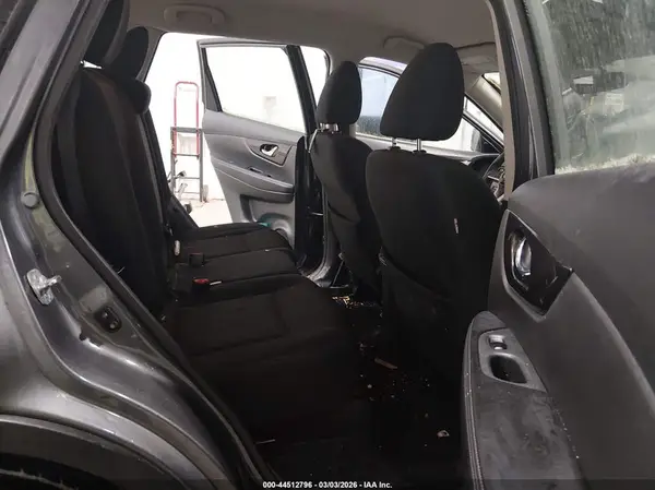 5N1AT2MT6JC777225 2018 NISSAN ROGUE - Image 8