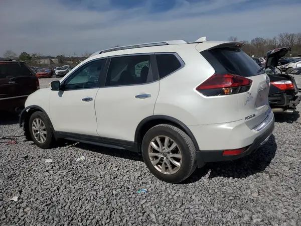 5N1AT2MT6JC784045 2018 NISSAN ROGUE - Image 2