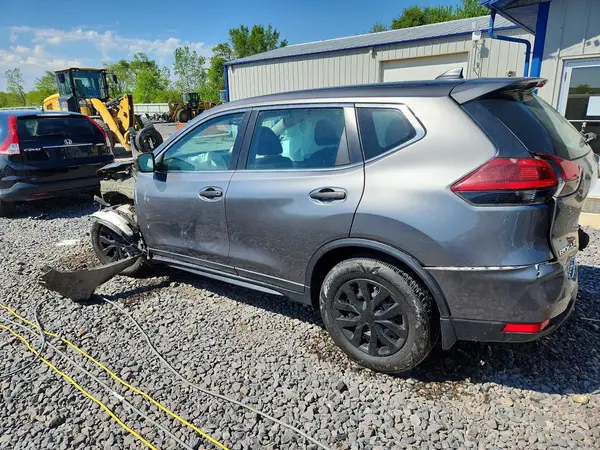 5N1AT2MT6JC789892 2018 NISSAN ROGUE - Image 2