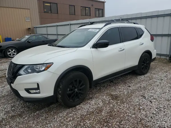 5N1AT2MT6JC796177 2018 NISSAN ROGUE - Image 1
