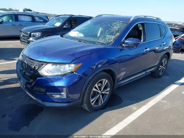 5N1AT2MT6JC796468 2018 NISSAN ROGUE - Image 2