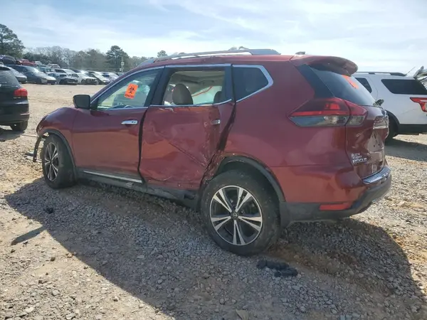 5N1AT2MT6JC805573 2018 NISSAN ROGUE - Image 2