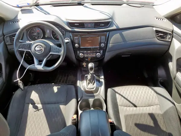 5N1AT2MT6JC806271 2018 NISSAN ROGUE - Image 8