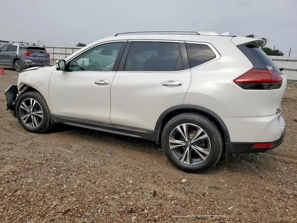 5N1AT2MT6JC811406 2018 NISSAN ROGUE - Image 2