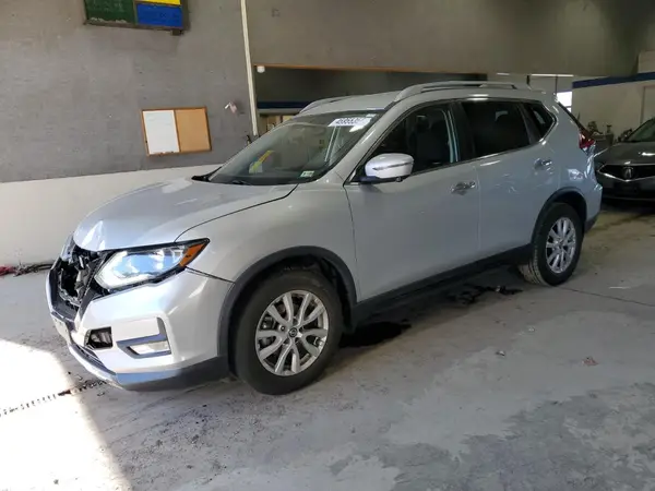 5N1AT2MT6JC811437 2018 NISSAN ROGUE - Image 1