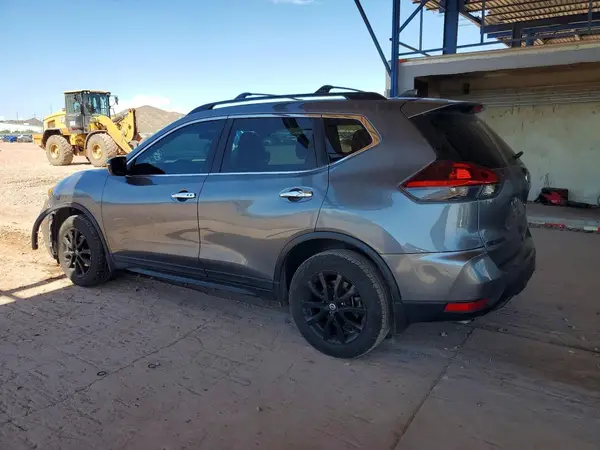 5N1AT2MT6JC833440 2018 NISSAN ROGUE - Image 2