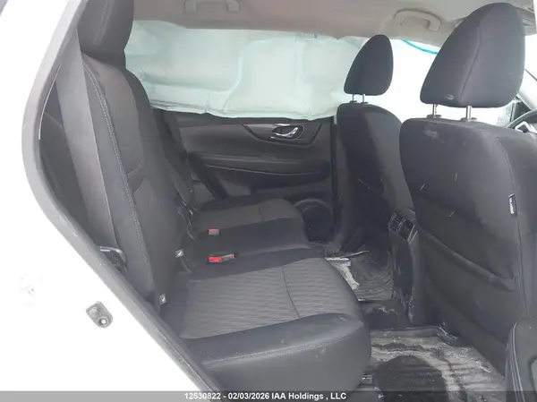 5N1AT2MT6JC836788 2018 NISSAN ROGUE - Image 8