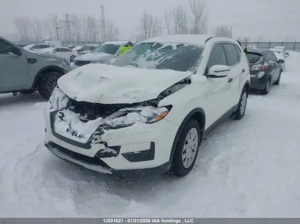 5N1AT2MT6JC837892 2018 NISSAN ROGUE - Image 2