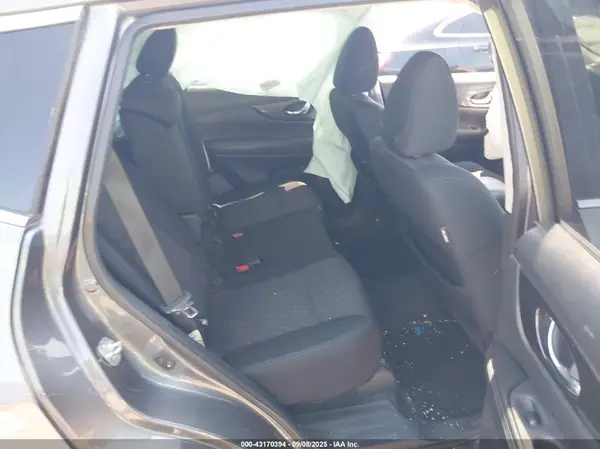 5N1AT2MT6JC838895 2018 NISSAN ROGUE - Image 8