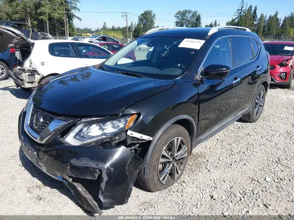 5N1AT2MT6JC840078 2018 NISSAN ROGUE - Image 2