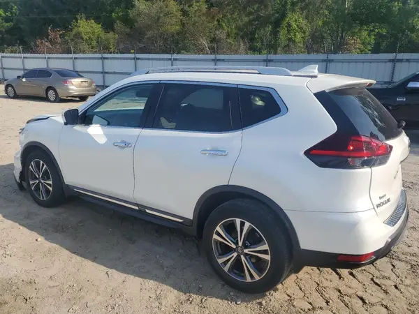 5N1AT2MT6JC844406 2018 NISSAN ROGUE - Image 2
