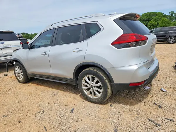 5N1AT2MT6JC849542 2018 NISSAN ROGUE - Image 2