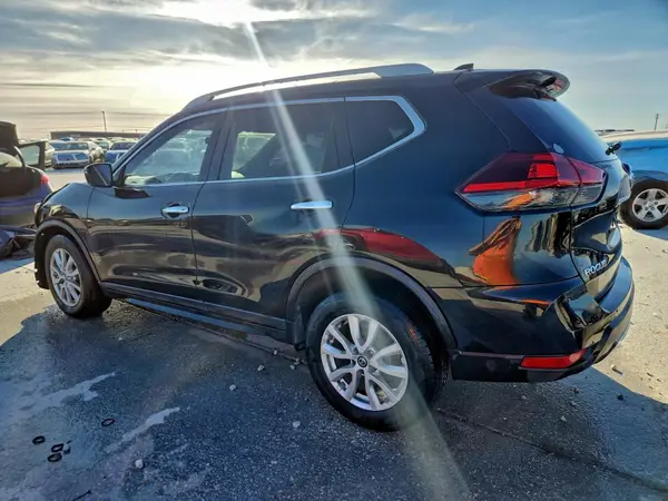 5N1AT2MT6KC709542 2019 NISSAN ROGUE - Image 2