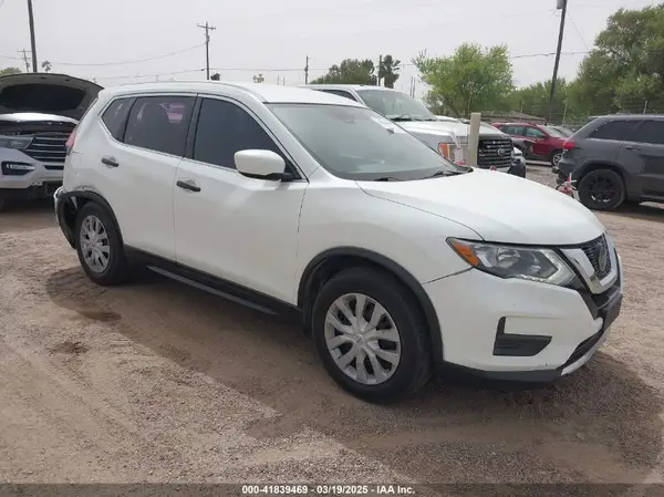 5N1AT2MT6KC717186 2019 NISSAN ROGUE - Image 1