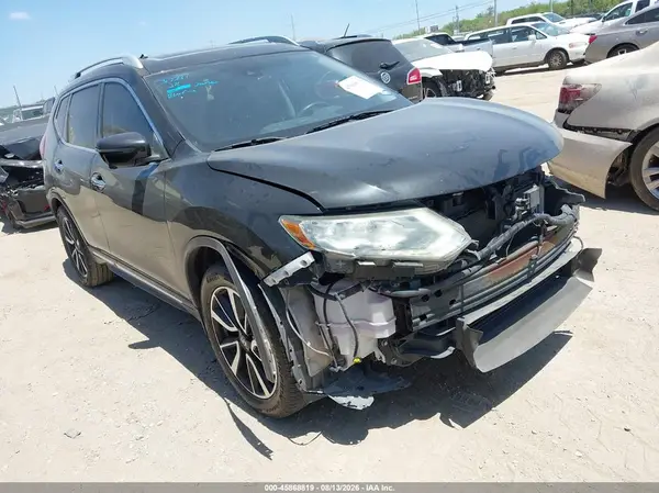 5N1AT2MT6KC727569 2019 NISSAN ROGUE - Image 1