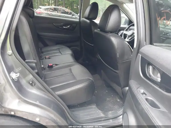 5N1AT2MT6KC759034 2019 NISSAN ROGUE - Image 8