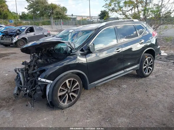 5N1AT2MT6KC759535 2019 NISSAN ROGUE - Image 2