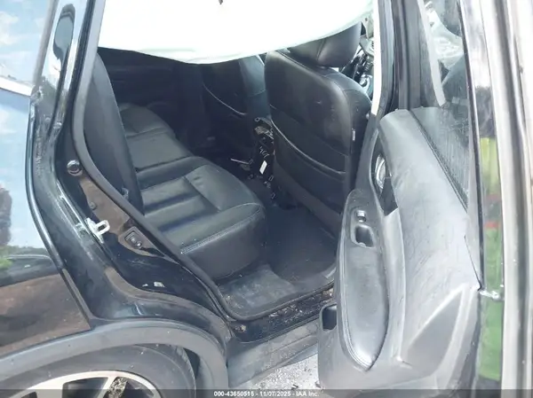 5N1AT2MT6KC759535 2019 NISSAN ROGUE - Image 8