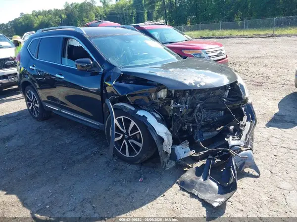 5N1AT2MT6KC759616 2019 NISSAN ROGUE - Image 1