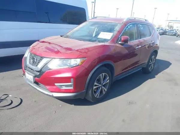 5N1AT2MT6KC760524 2019 NISSAN ROGUE - Image 2