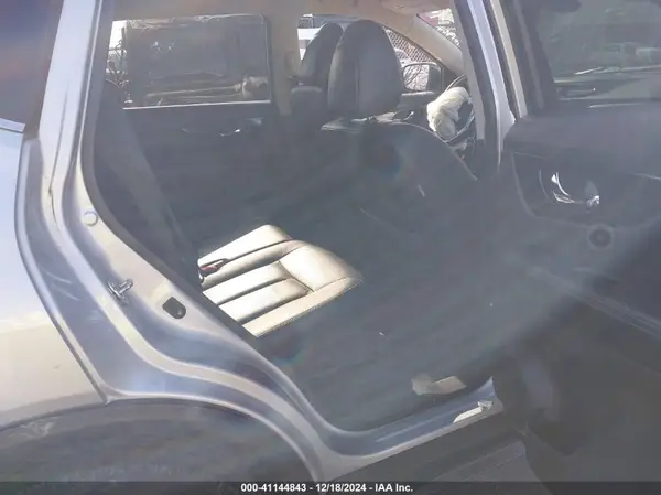 5N1AT2MT6KC761902 2019 NISSAN ROGUE - Image 8