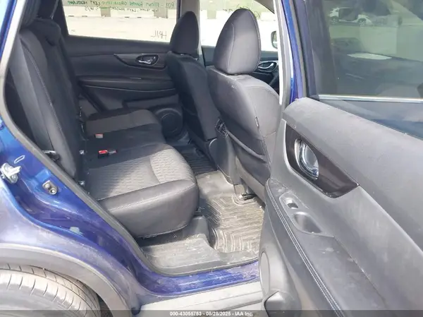 5N1AT2MT6KC764251 2019 NISSAN ROGUE - Image 8