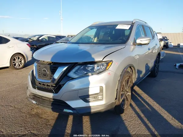 5N1AT2MT6KC768784 2019 NISSAN ROGUE - Image 2