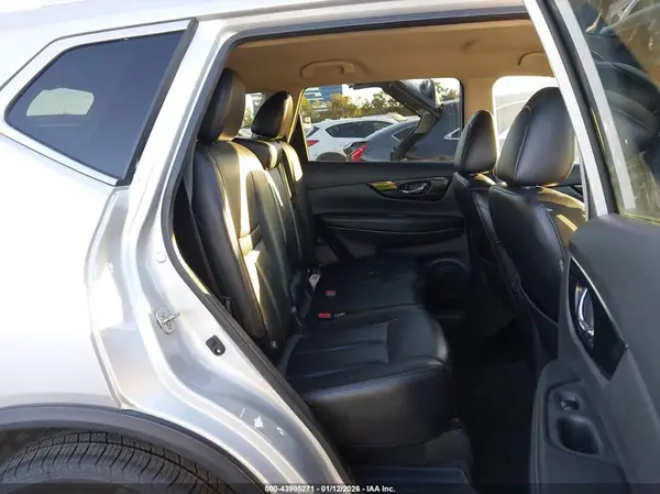 5N1AT2MT6KC768784 2019 NISSAN ROGUE - Image 8