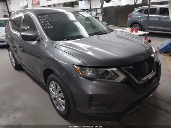 5N1AT2MT6KC770194 2019 NISSAN ROGUE - Image 1