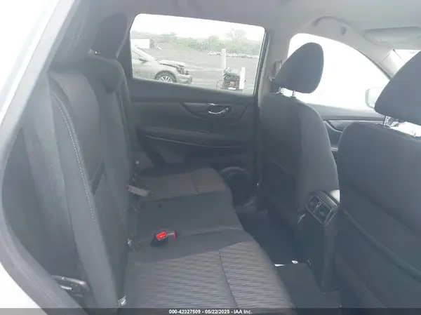 5N1AT2MT6KC798593 2019 NISSAN ROGUE - Image 8