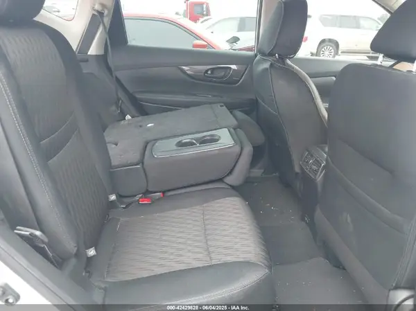 5N1AT2MT6KC799601 2019 NISSAN ROGUE - Image 8