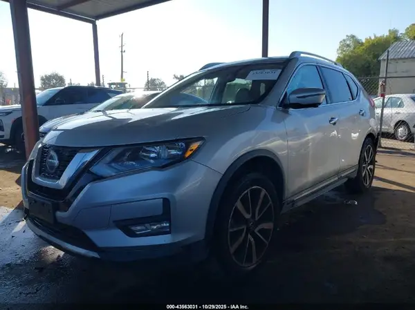 5N1AT2MT6KC817952 2019 NISSAN ROGUE - Image 2