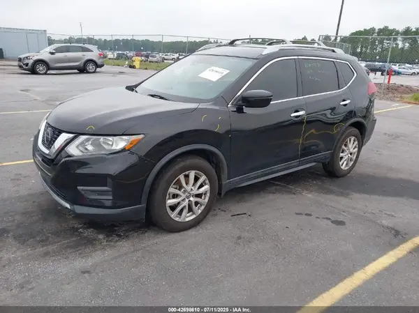 5N1AT2MT6KC822746 2019 NISSAN ROGUE - Image 2
