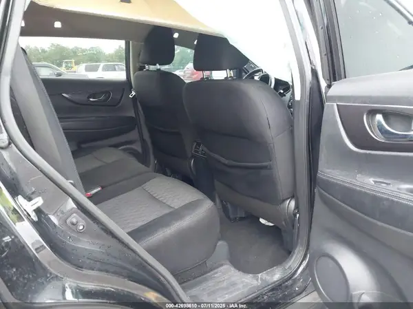 5N1AT2MT6KC822746 2019 NISSAN ROGUE - Image 8