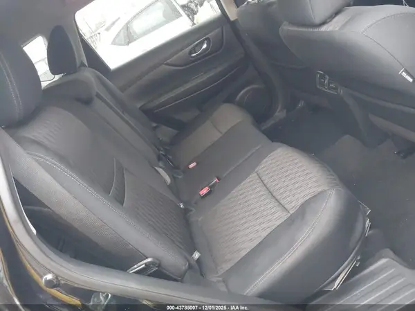 5N1AT2MT6KC827266 2019 NISSAN ROGUE - Image 8