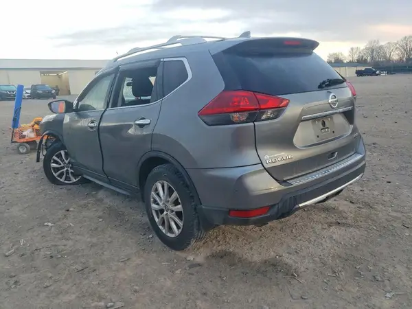 5N1AT2MT6KC830426 2019 NISSAN ROGUE - Image 2