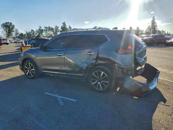 5N1AT2MT6LC717013 2020 NISSAN ROGUE - Image 2