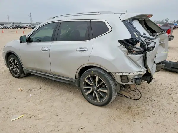 5N1AT2MT6LC765952 2020 NISSAN ROGUE - Image 2