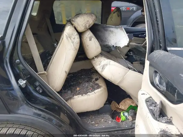 5N1AT2MT7GC732142 2016 NISSAN ROGUE - Image 8