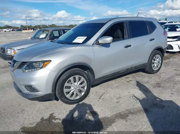 5N1AT2MT7GC766792 2016 NISSAN ROGUE - Image 2