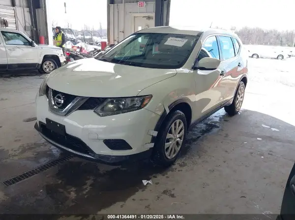 5N1AT2MT7GC828112 2016 NISSAN ROGUE - Image 2