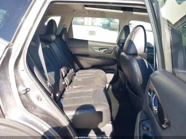 5N1AT2MT7GC873017 2016 NISSAN ROGUE - Image 8