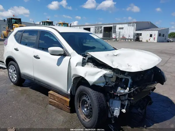 5N1AT2MT7GC874555 2016 NISSAN ROGUE - Image 1