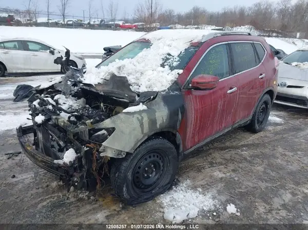 5N1AT2MT7GC879075 2016 NISSAN ROGUE - Image 2