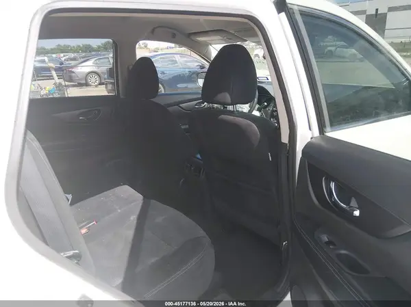 5N1AT2MT7GC910485 2016 NISSAN ROGUE - Image 8